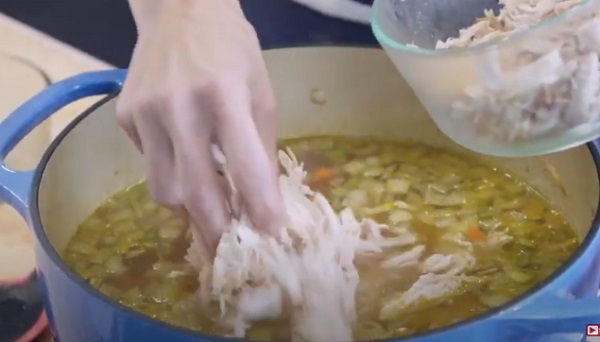 Добавление куриного мяса